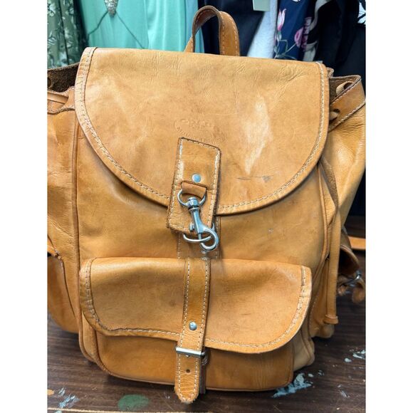 CHACO Vintage Tan Leather Backpack main image 9